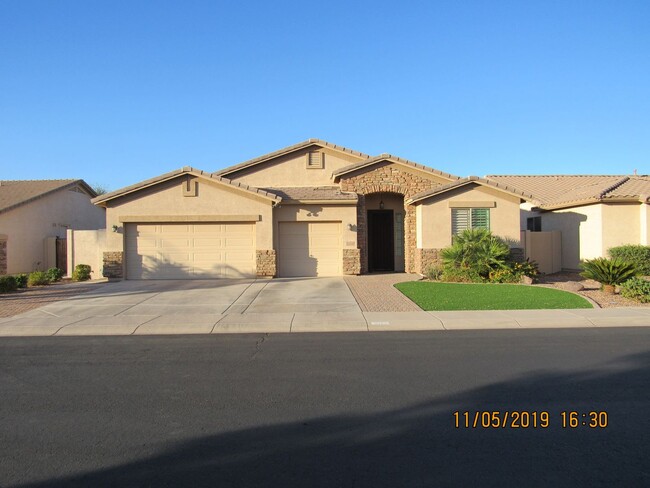 FANTASTIC Chandler 4 Bedroom - FANTASTIC Chandler 4 Bedroom Casa