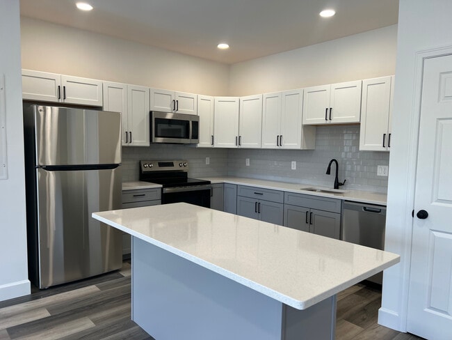 Kitchen - 24 S Elm St Unit 304