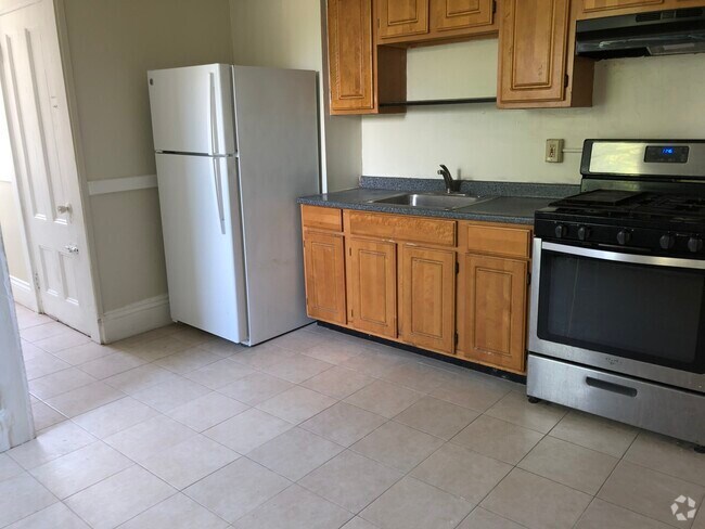 Building Photo - 185 Harvard St Unit 3 Rental