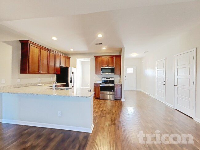 Photo - 815 Ellyson Dr