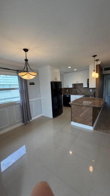 Photo - 276 Monaco Blvd