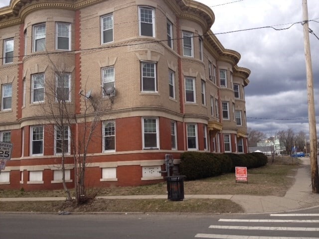 Photo - 1 Beacon Ave Apartment Unit 2R