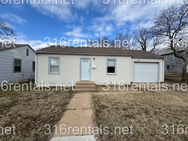 Building Photo - $749 - 2 bed 1 bath - Single Family Home