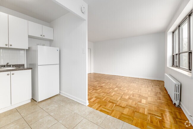Bachelor - 400SF - Kitchen/Living Room