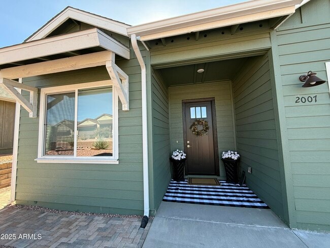 Building Photo - 2007 E Rainbow Trail