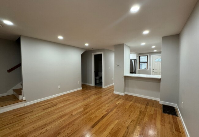 Photo - 41 Ashford St Unit 3