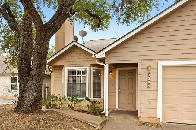 Photo - 220 Sailmaster St