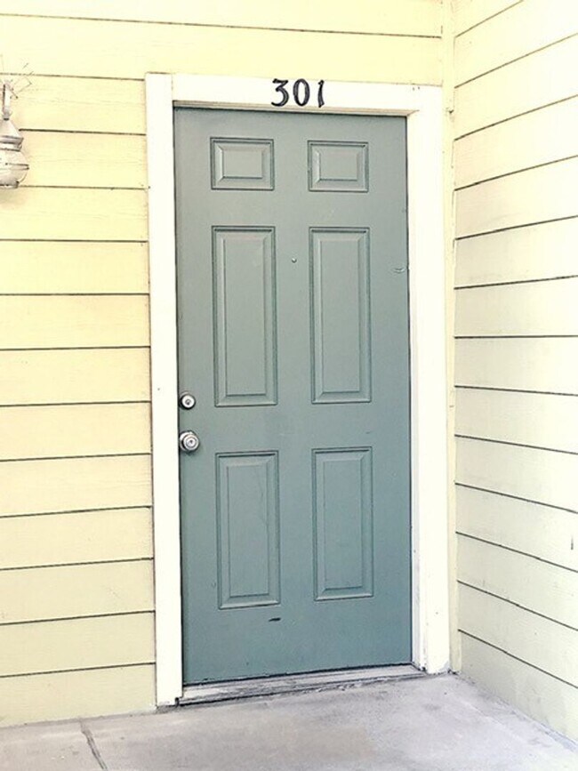 Photo - K215 - West University Place #301 Unidad 301