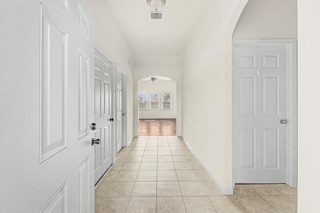 Photo - 21402 Mandarin Glen Cir