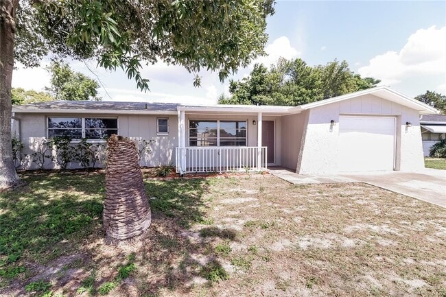 Photo - 4740 Durney St