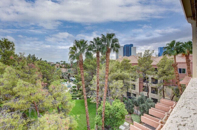 Photo - Spacious Penthouse available at the Meridian Private Residences.