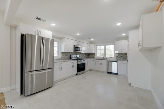 Photo - 401 Franklin St Unit 2