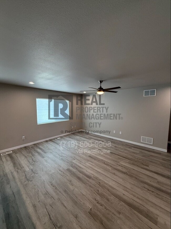 Photo - 4041 Barela Ln