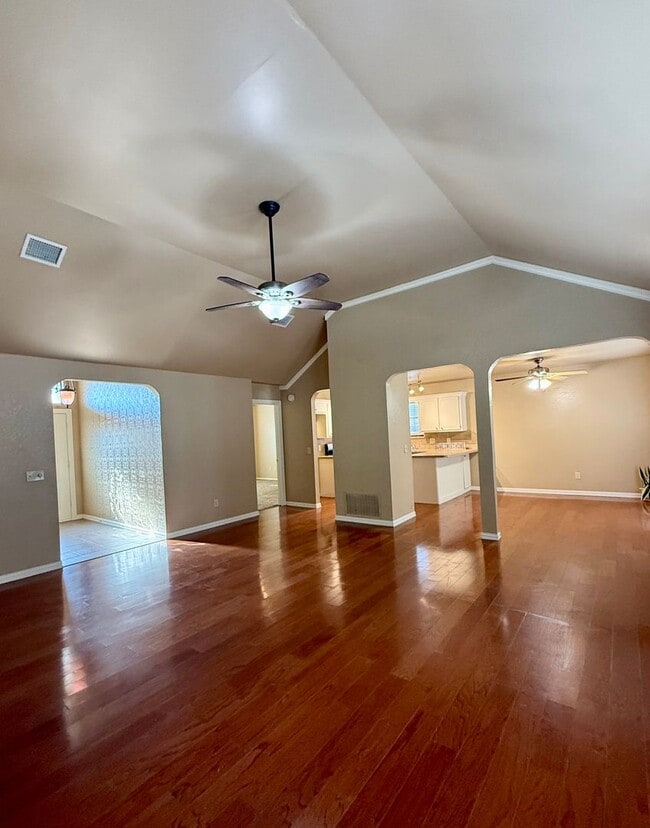 Photo - Amazing Home in Westmoor Addition!