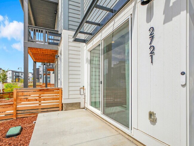 Photo - $2,550 - 2 Bed, 2.5 Bath Townhome in Broom...
