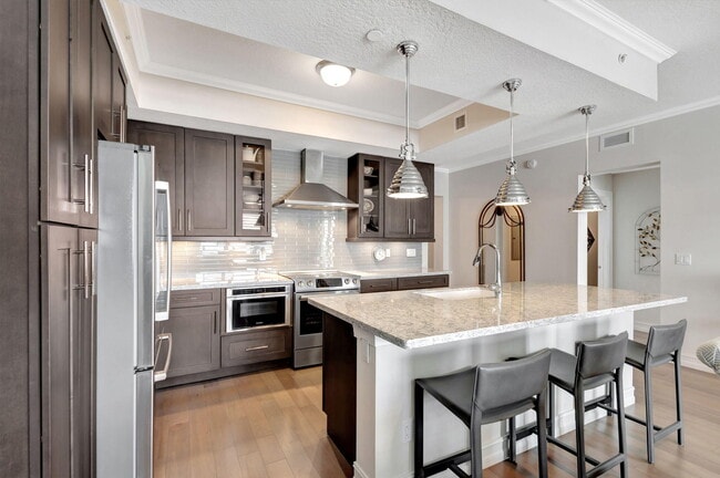 Photo - 444 Bay Colony Dr N