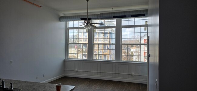 Photo - 65 5th Ave Unidad #6 2nd floor