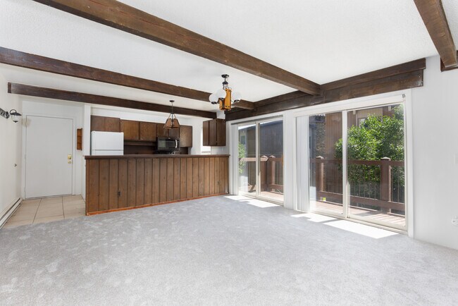 Photo - 35 Upper Woodbridge Rd