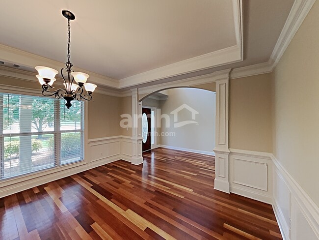 Photo - 346 Norway Spruce Ct