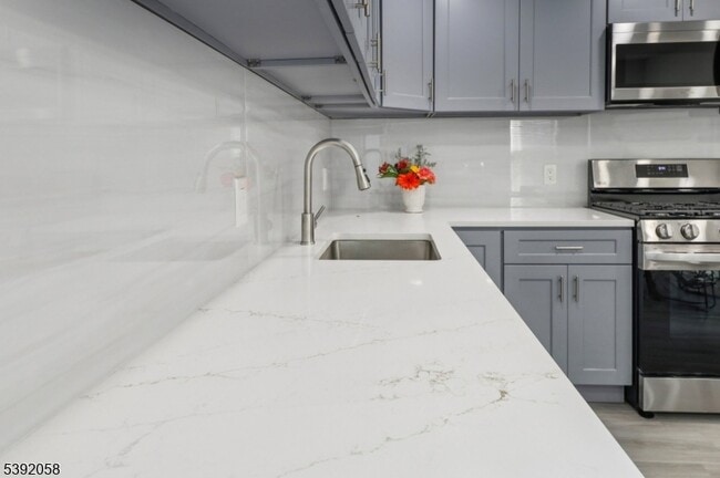 Photo - 74 Forest St