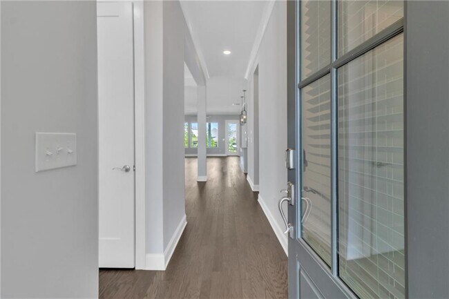 Photo - 6813 Bungalow Road