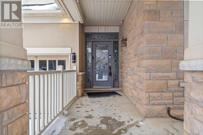 Photo - 424 Tonelli Ln