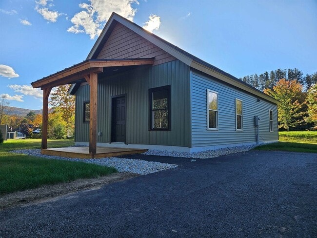 Building Photo - 24 Steele Dr