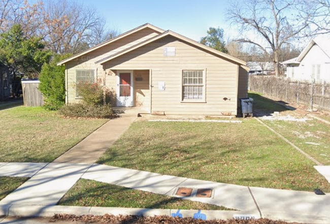 Building Photo - COMING SOON! 2808-2810 Halbert Street Unit 2808