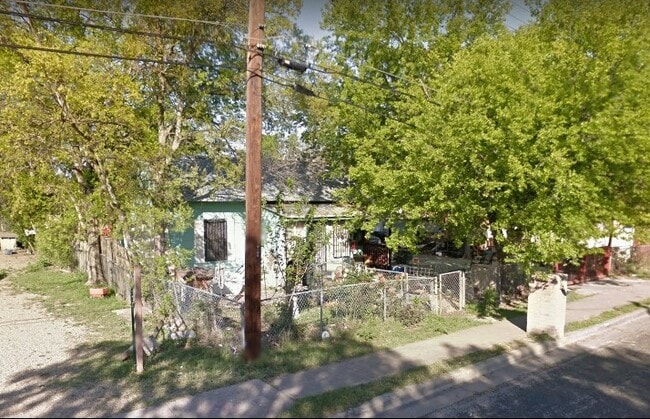 Photo - 6108 Kasper St