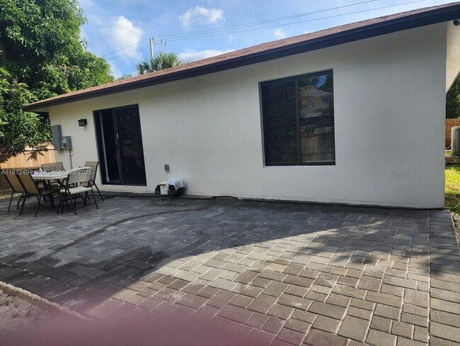 Photo - 413 SW 10th St
