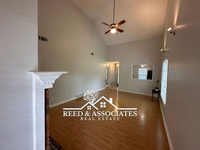 Photo - Collierville Townhouse Located on Corner Lot!