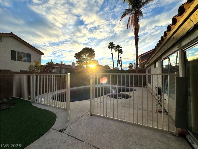 Photo - 6725 Trammel Ct