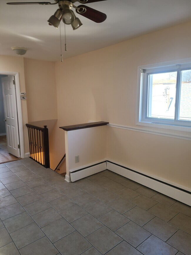 Dining area - 3266 Griswold Ave Unit 2