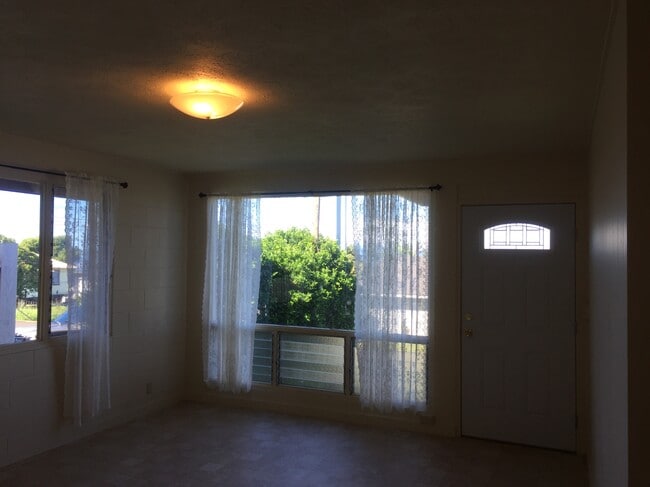Photo - 61 Mohala Pl