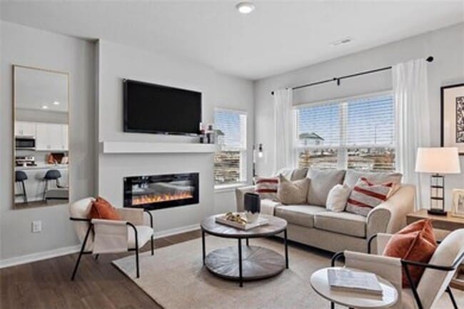 Photo - 1047 Maywood Ln Unit 1