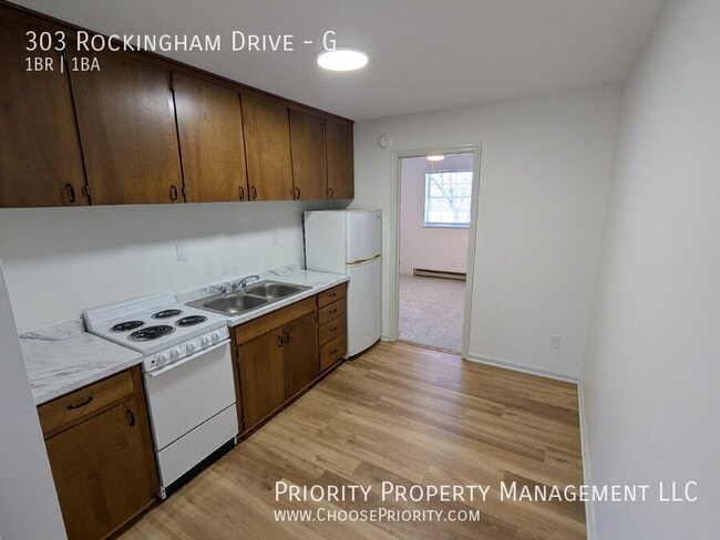 Photo - 303 Rockingham Dr Unidad G