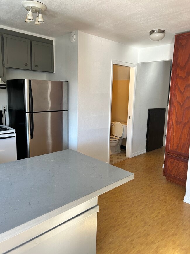 Photo - 1895 Landana Dr