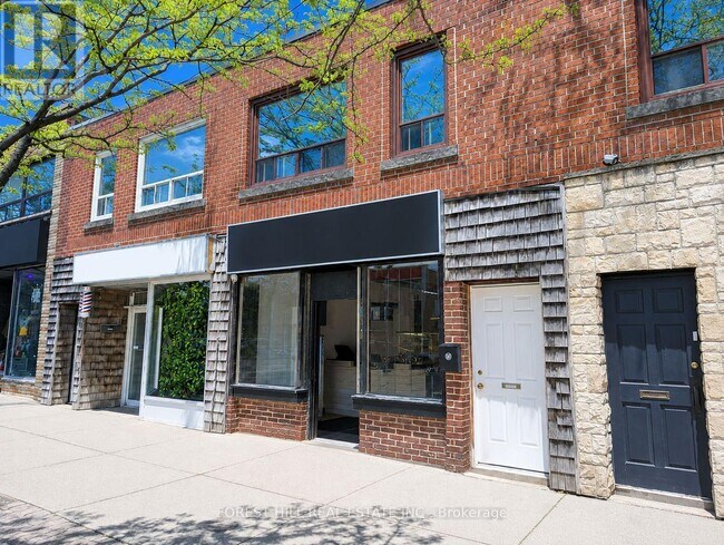 Photo - 245 Lakeshore Rd E
