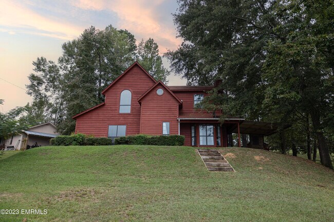 Photo - 8992 Lake Flora Dr House