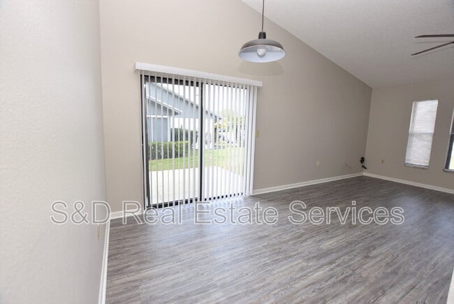 Photo - 237 Marble Ln