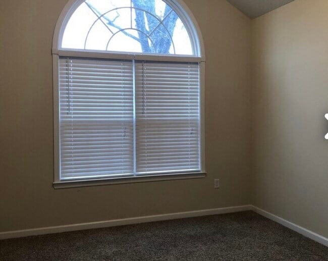 304 Teakwood Ct