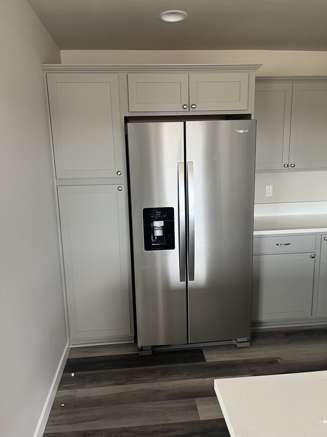 Photo - 610 Mead Ave