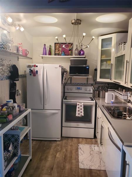 Photo - 4058 Ainslie Dr