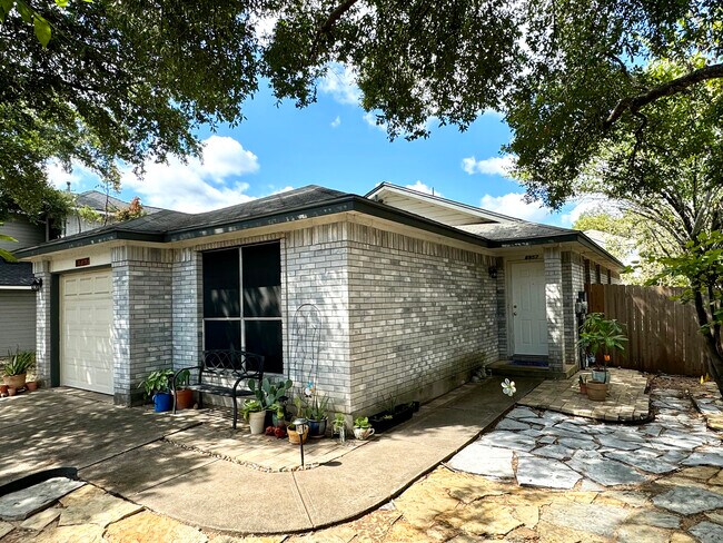 Photo - 8957 Taline Cir House