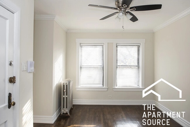 Photo - 1056 W Lill Ave Unidad 1