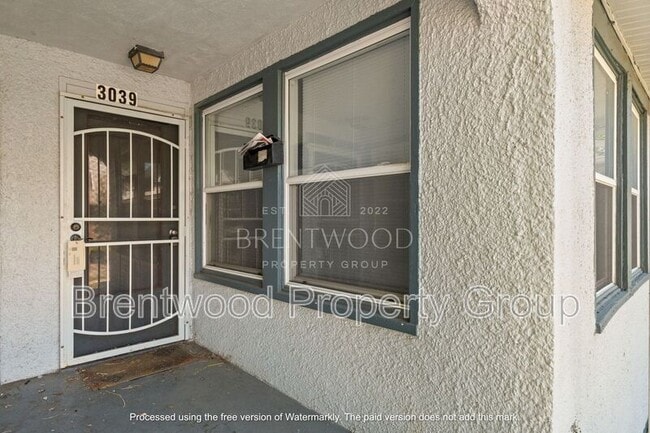 Photo - 3039 N Delaware St