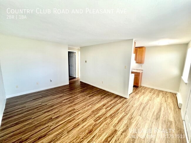 Photo - 615 Country Club Rd Unit D