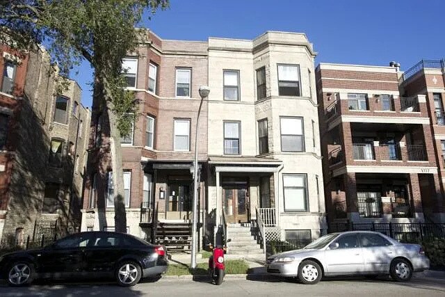 Building Photo - 3339 N Seminary Ave Unit 1 Rental