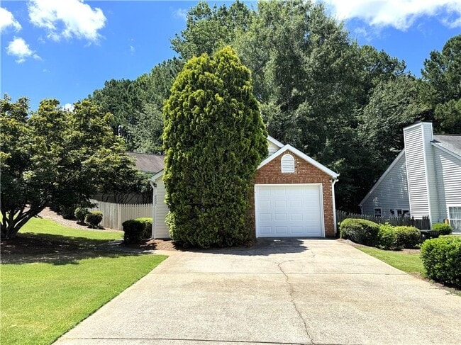 Photo - 2657 Laurel Ln NW House