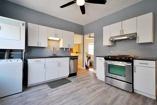 Photo - 55 Beech Glen St Unidad 2